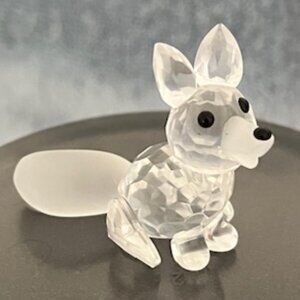 Swarovski Sitting Fox (7677NR045000) - Retired